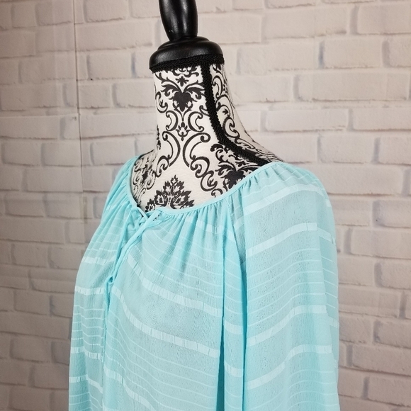 Avenue sz 22/24 long sleeve tassel lace front top - Picture 8 of 12